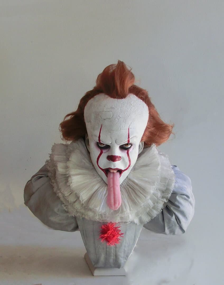 Half-scale Pennywise bust with tongue out